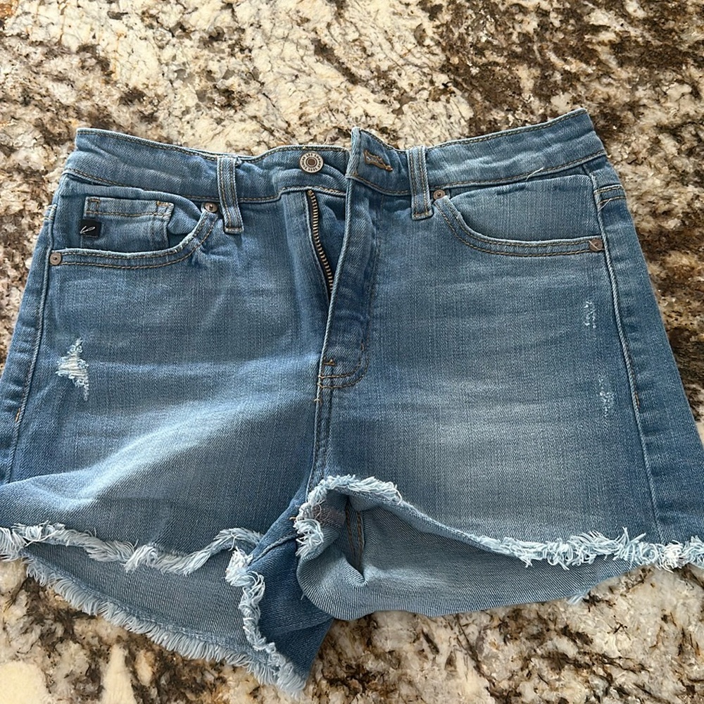 Excellent condition Kancan shorts size Medium .